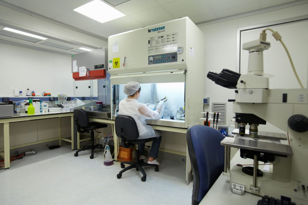Centro de caracterización biológica de biomateriales