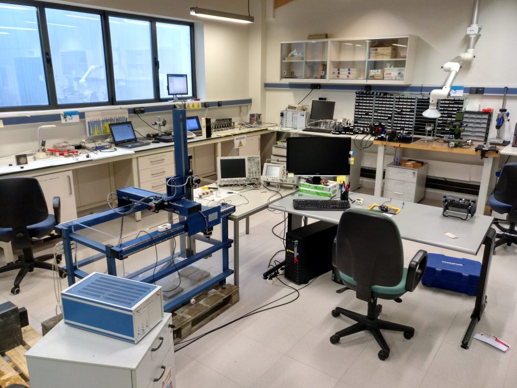 Laboratorio de ultrasonidos para detección y diagnóstico