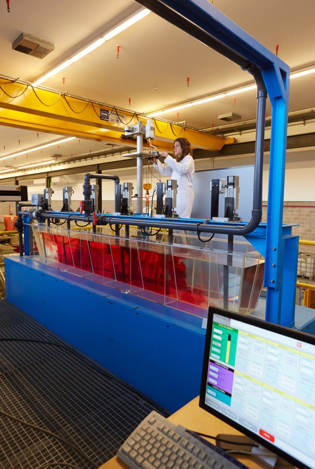 Simulación física de procesos siderúrgicos en base a modelos de agua