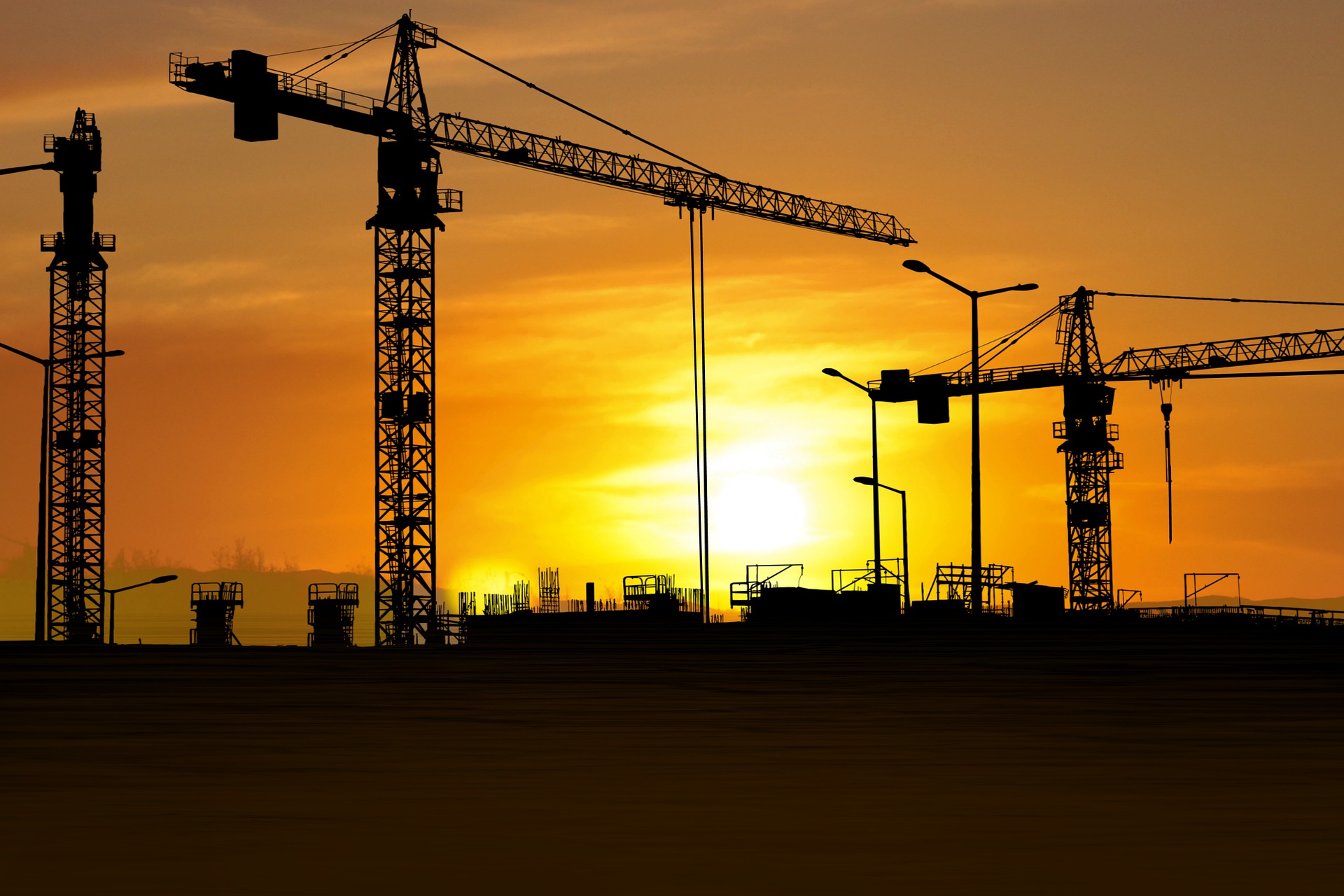 grúas en obras de edificación