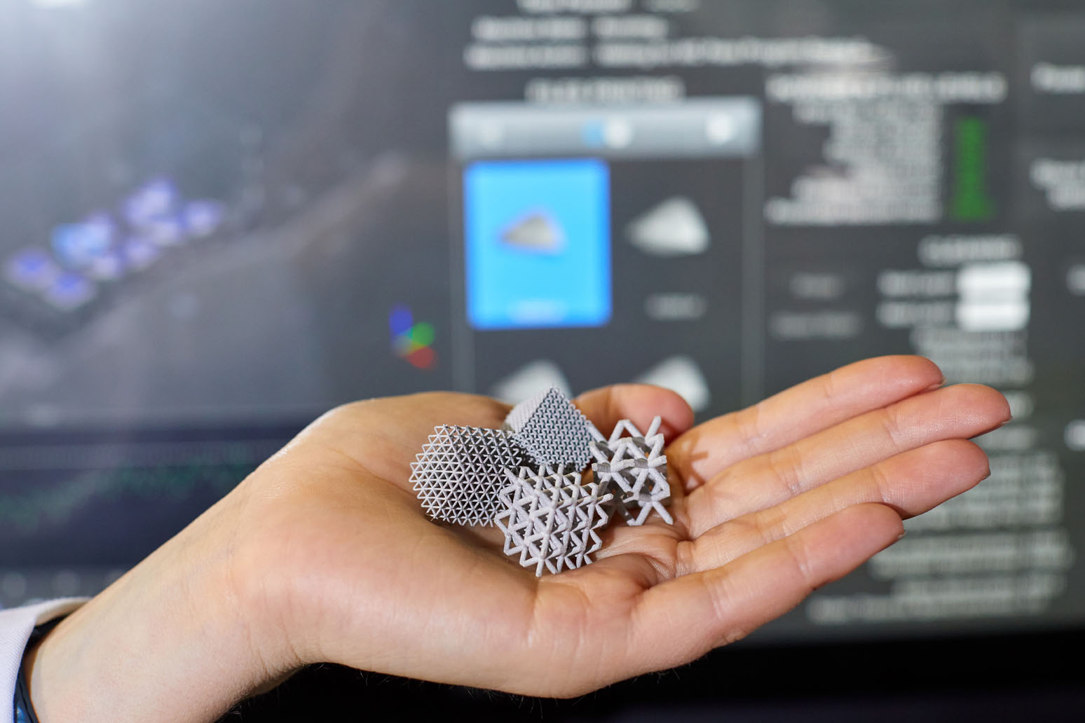 Casos prácticos de fabricación aditiva mediante diferentes tecnologías para metales y polímeros