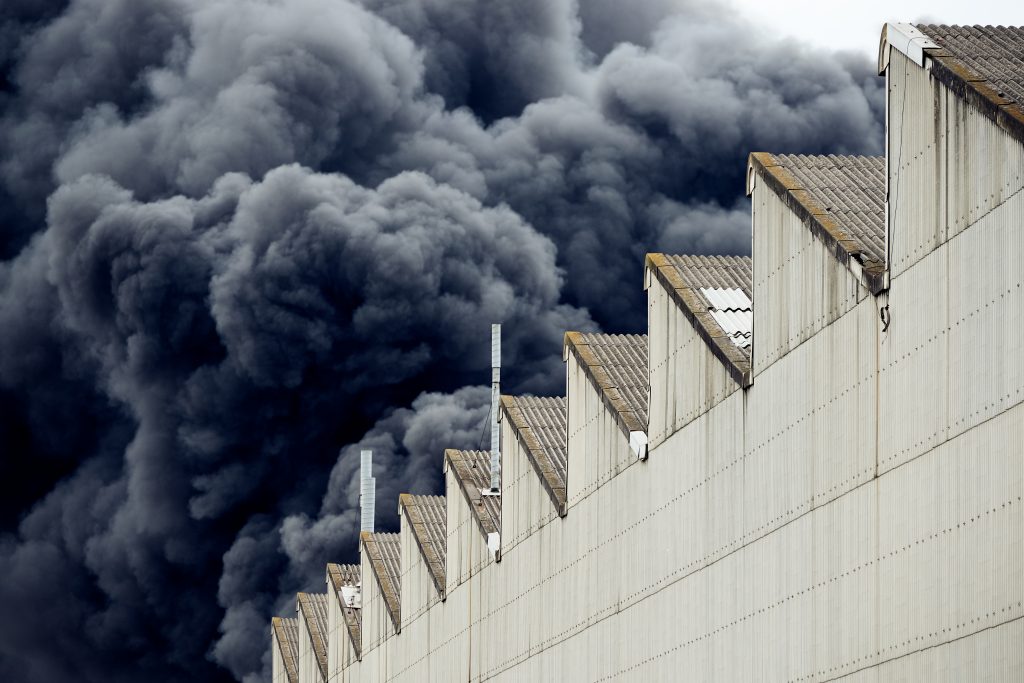 Incendio nave industrial
