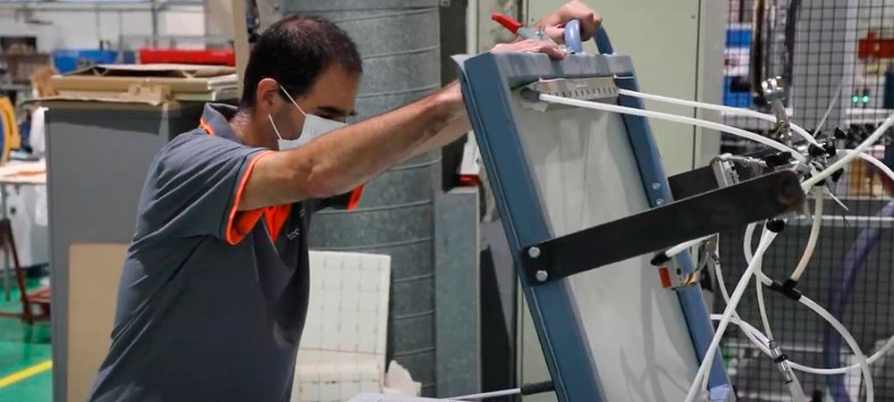 Fast and efficient carbon fiber preforming based on direct resistive heating