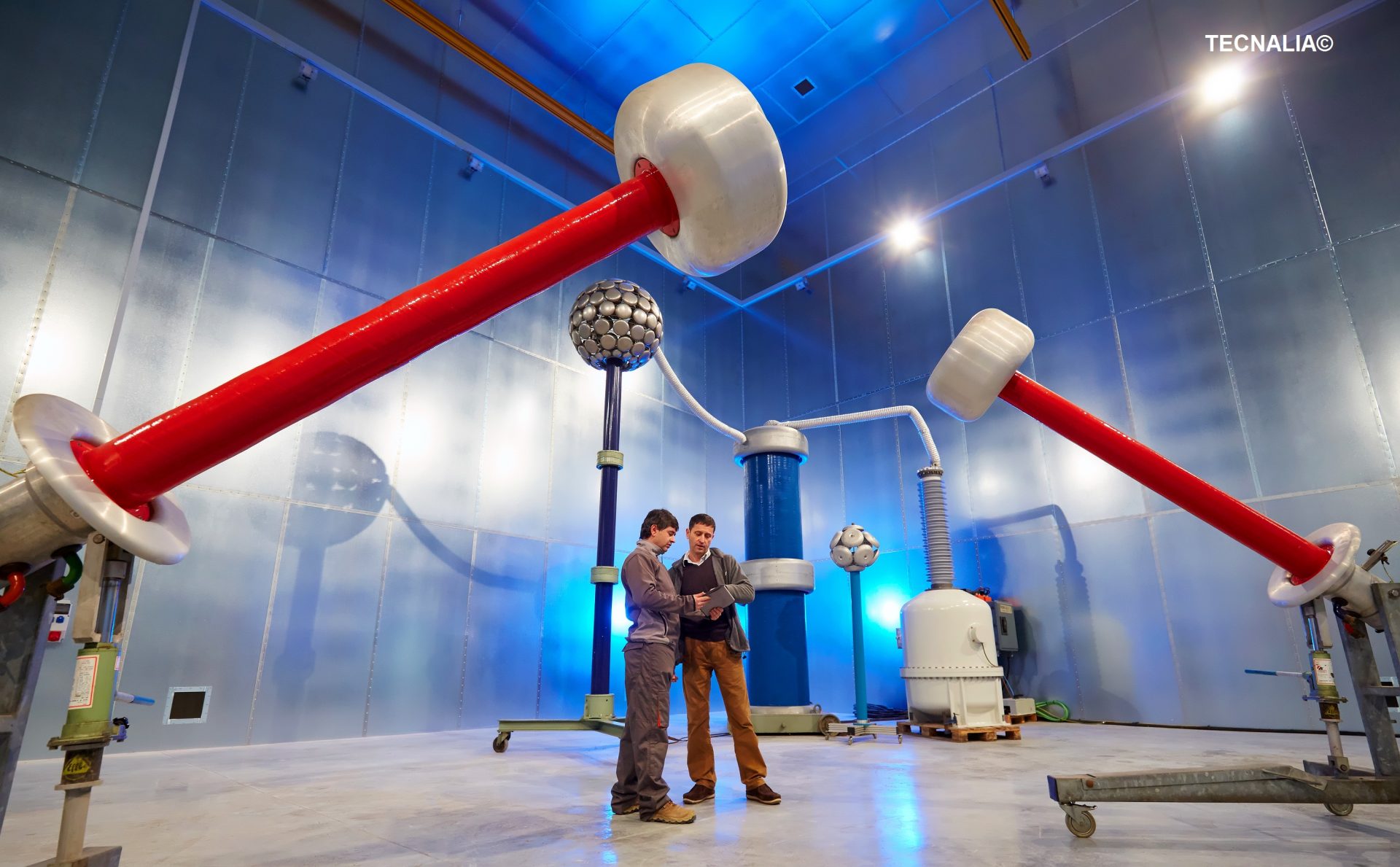 Oferta de ensayos eléctricos en Middle East Energy Dubai