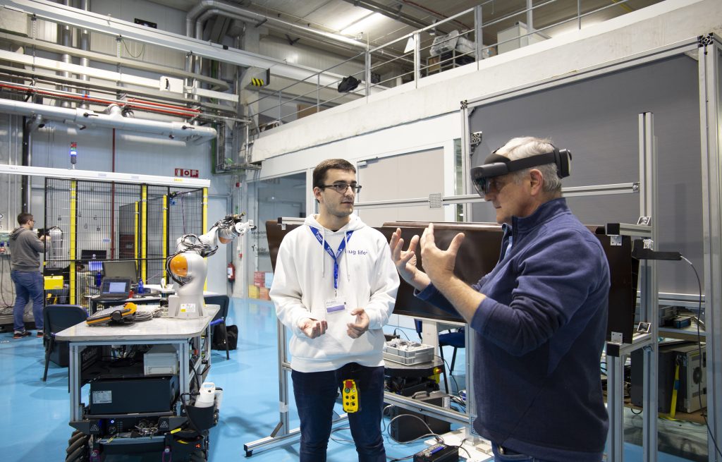 colaboración persona-máquina 