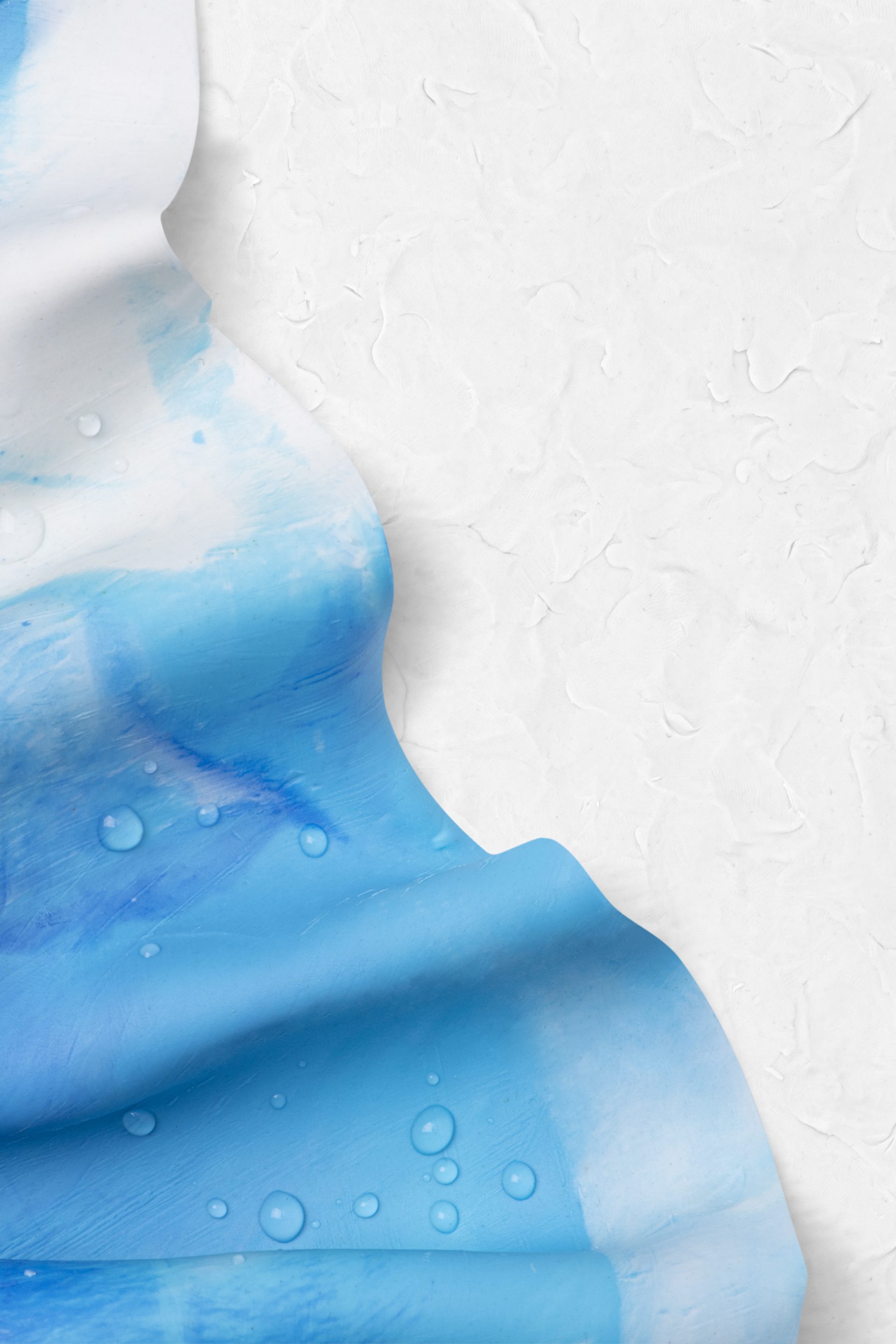 Textil tratado para aportar repelencia al agua