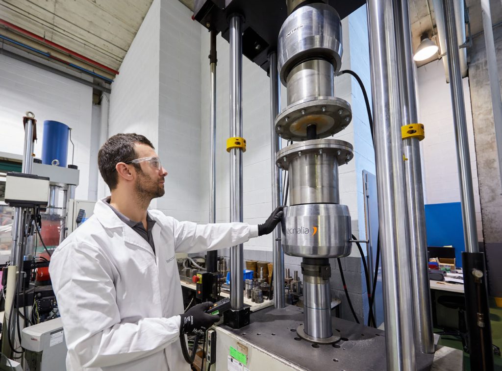 Garantía de calidad y conformidad en productos semielaborados mediante ensayos de laboratorio acreditados"