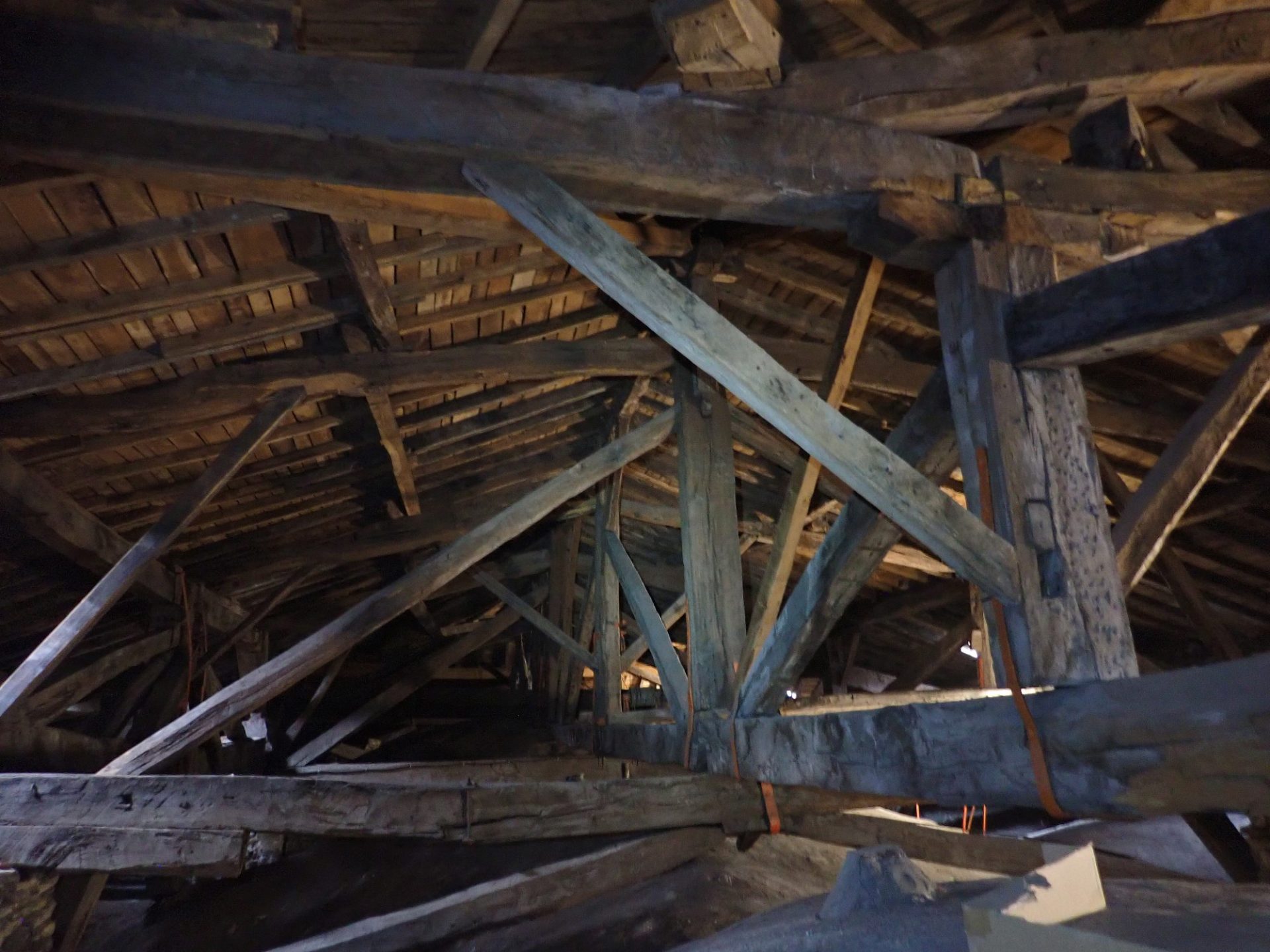 Restauración cubierta de madera