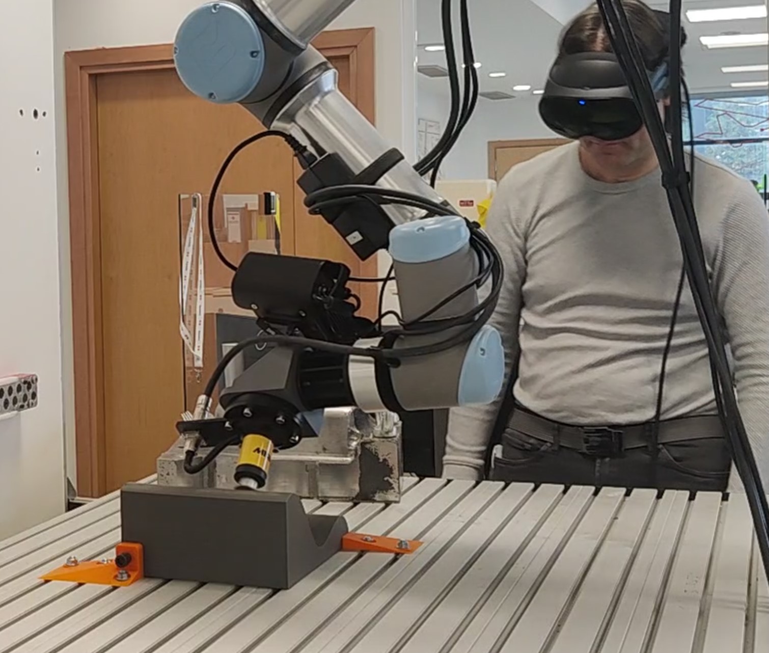 XR-Robot en la Industria_Tecnalia