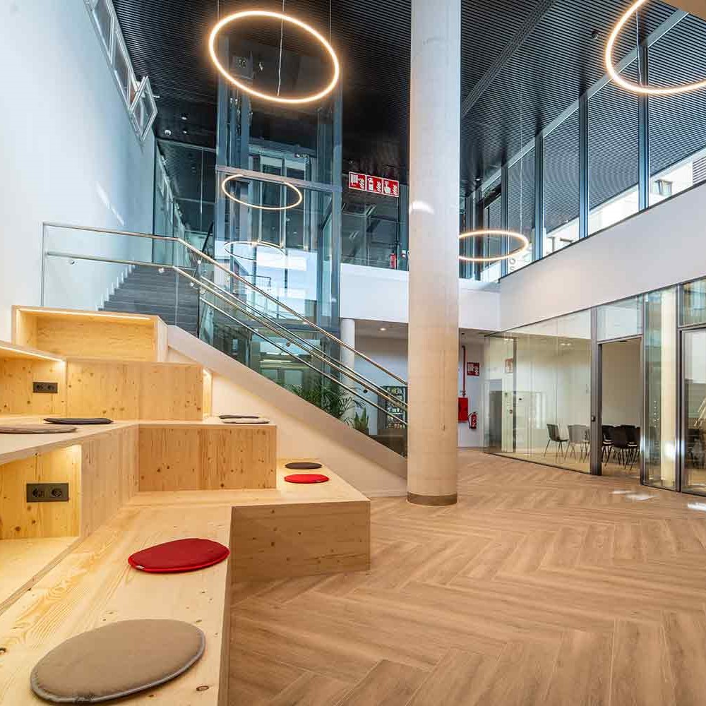 Programa intensivo de emprendimiento EKINN Campus para jóvenes