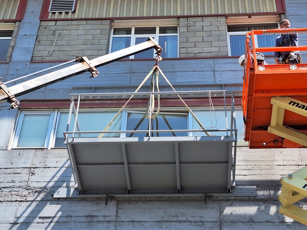 Diseñamos el primer balcón modular industrializado para viviendas edificadas