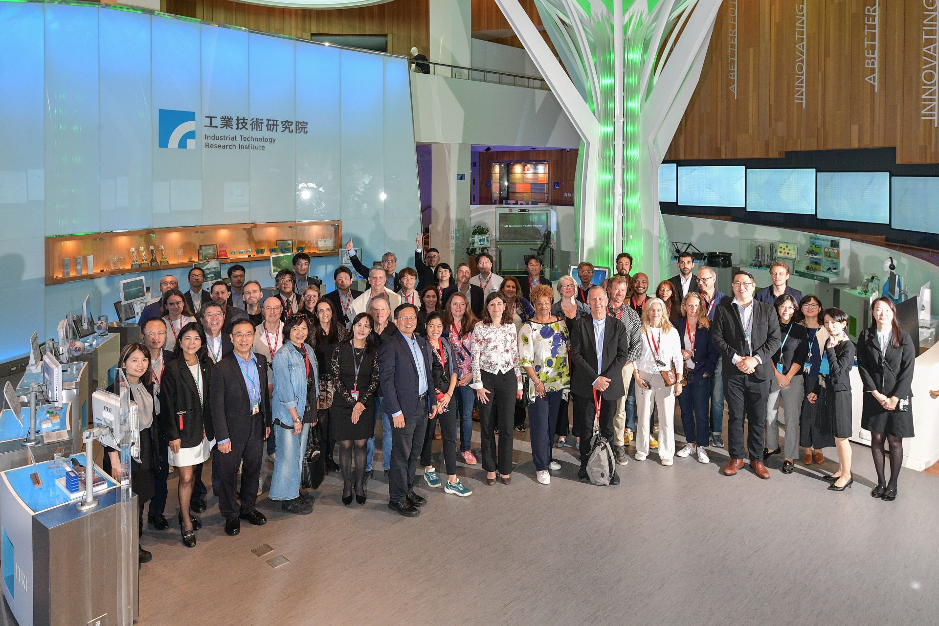 Ecosistemas innovadores para sociedades resilientes: High Level Forum 2024