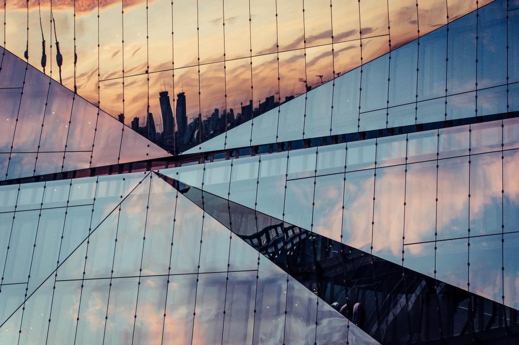 Transformamos la construcción de fachadas con IA y robótica