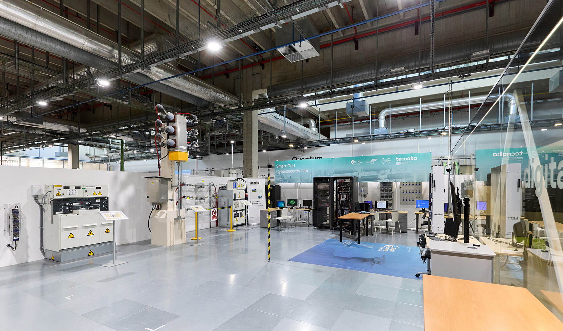 Una vista lateral del Cybersecurity Smart Grid Lab de TECNALIA