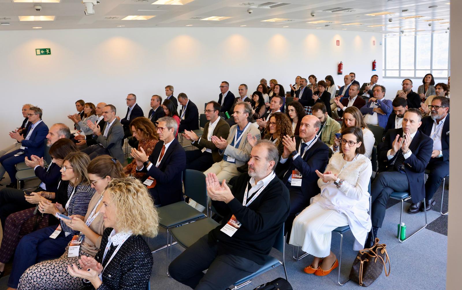 Imagen de grupo de asistentes de TECNALIA