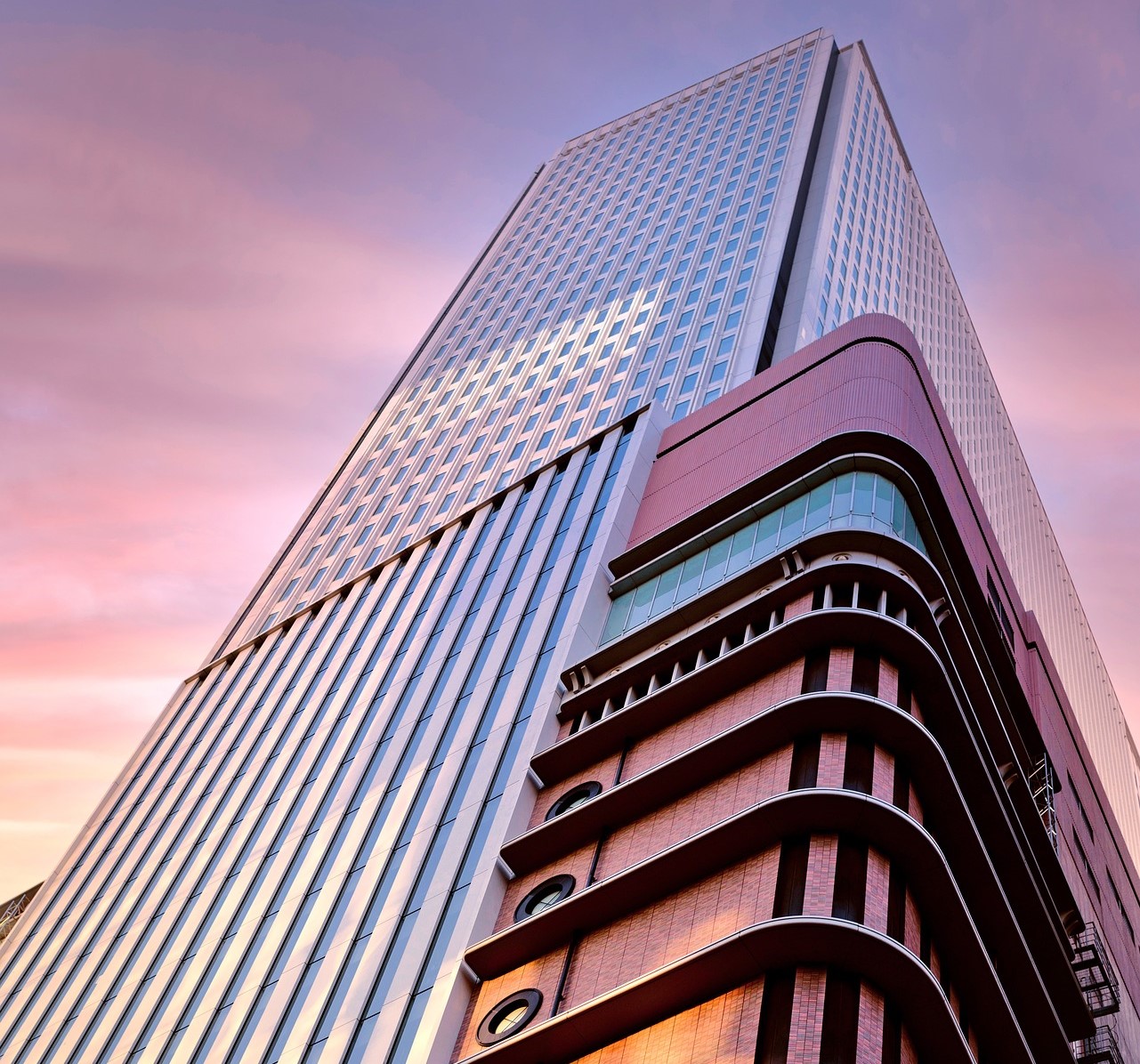 Llevamos la innovación en fachadas a Zak World of Façades