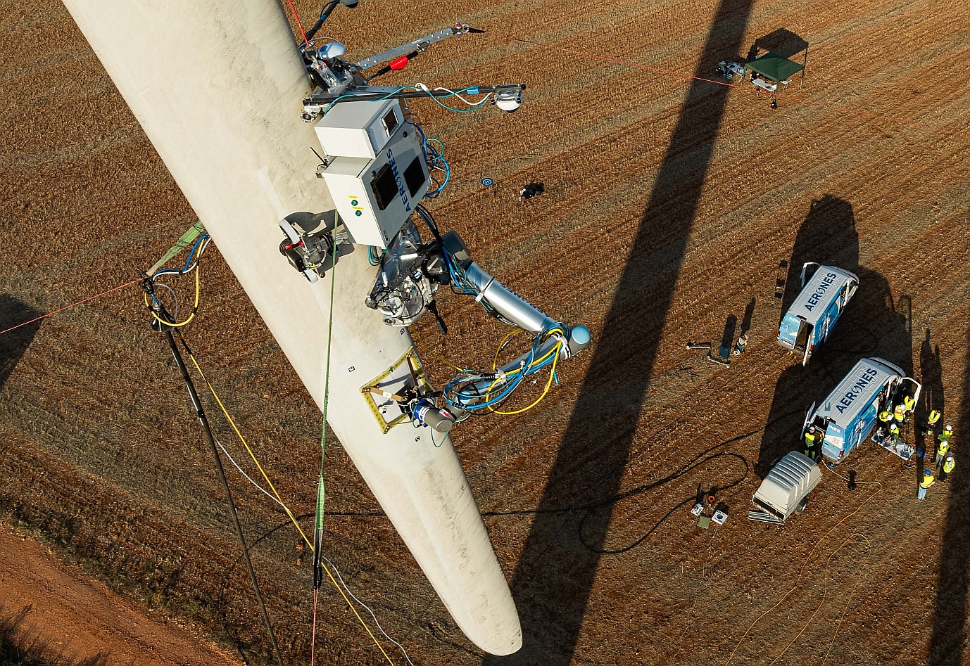 Pala_aerogenerador_reparación_composites
