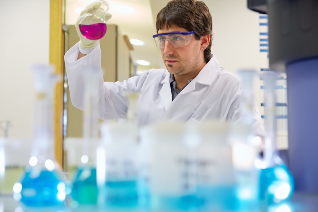 - Reglamento REACH: servicio de análisis documental y ensayos de laboratorio para garantizar su cumplimiento