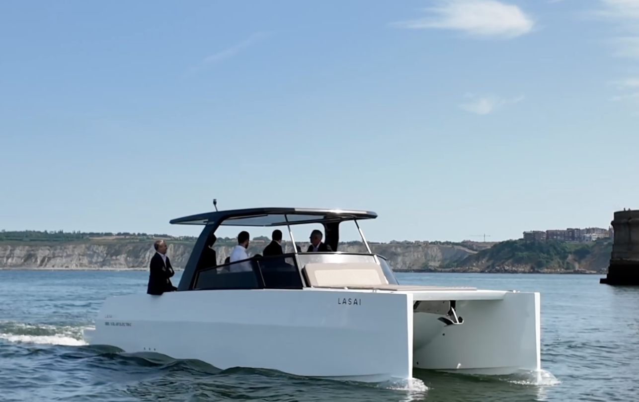 Electric boat